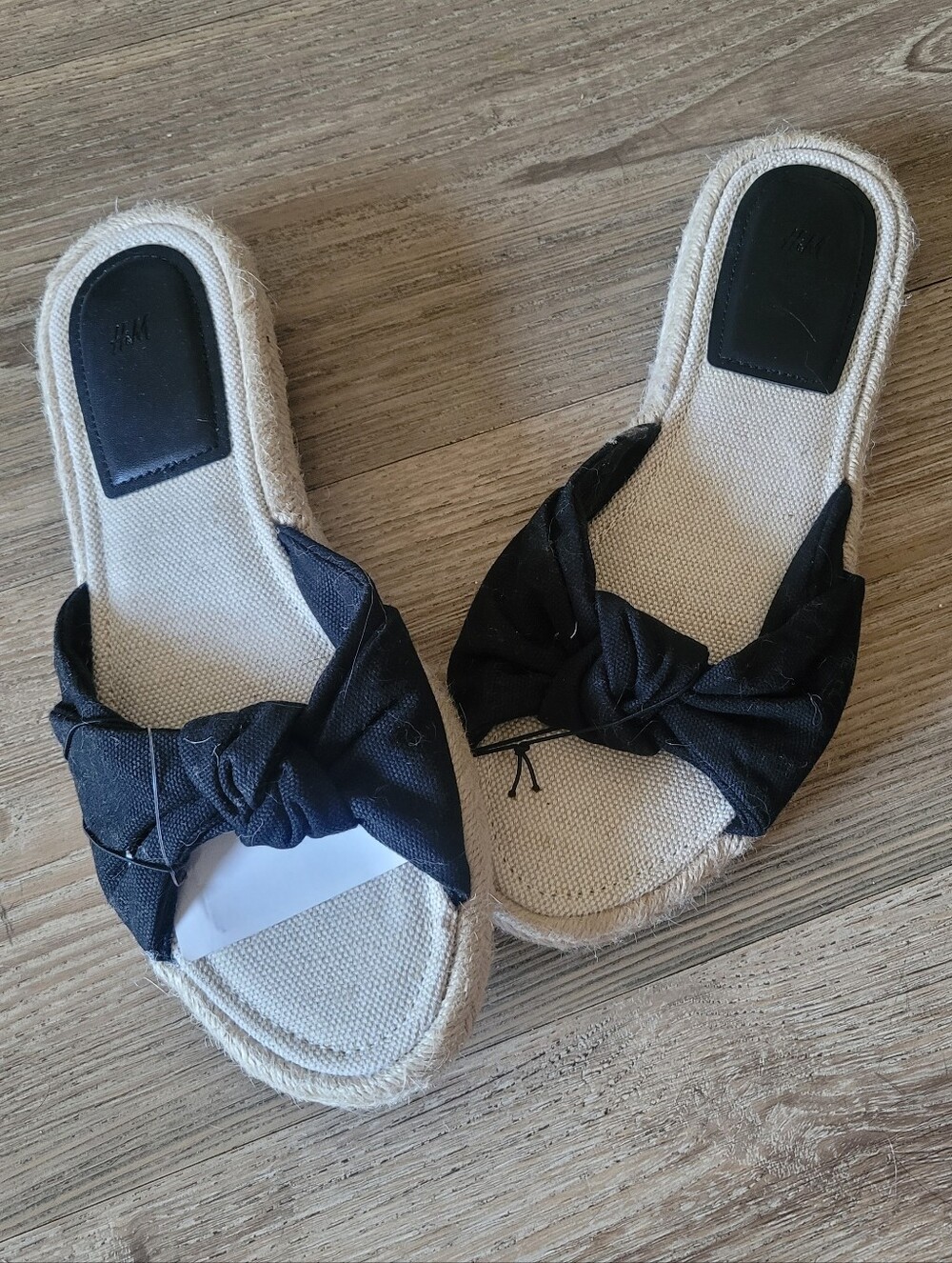 Brand New H&M Black Knot-Front Slide Sandals - Women size 9